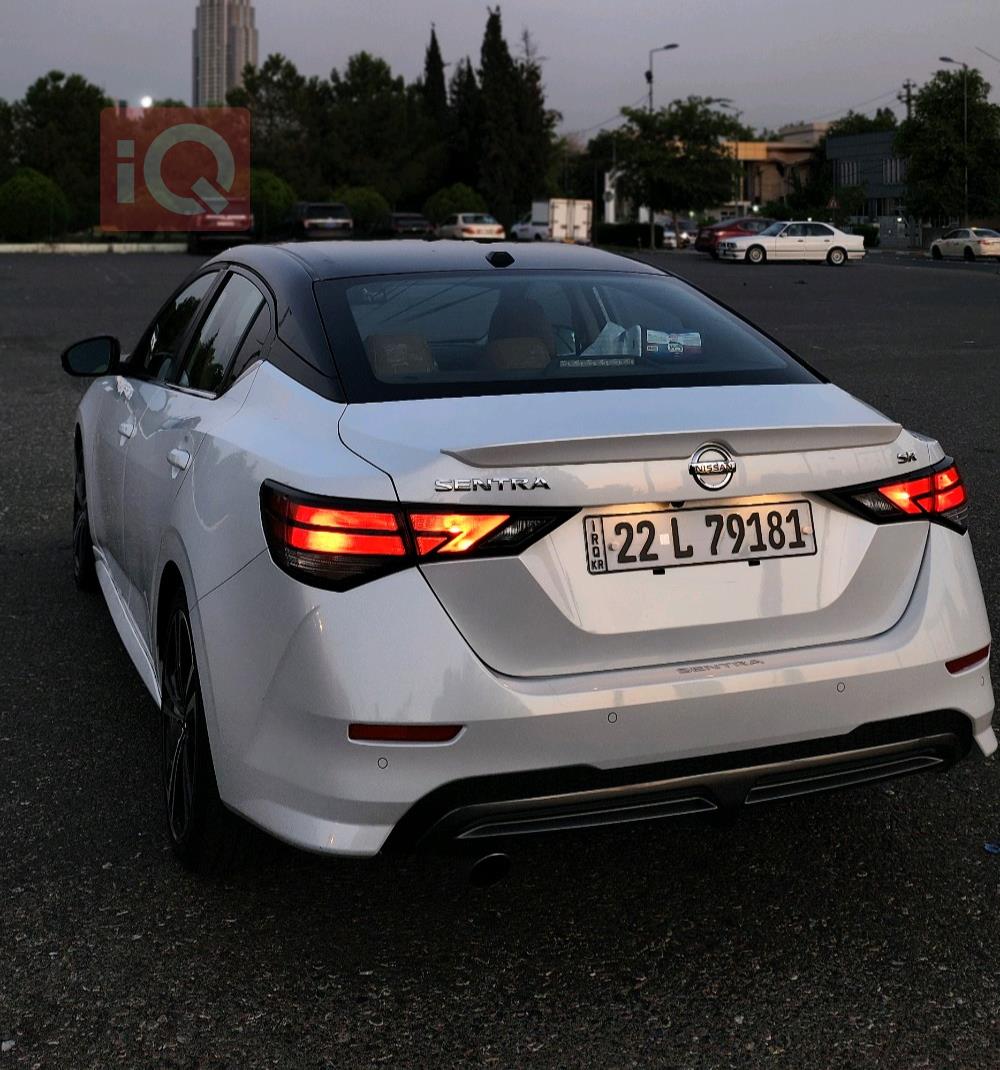 نیسان سێنترا